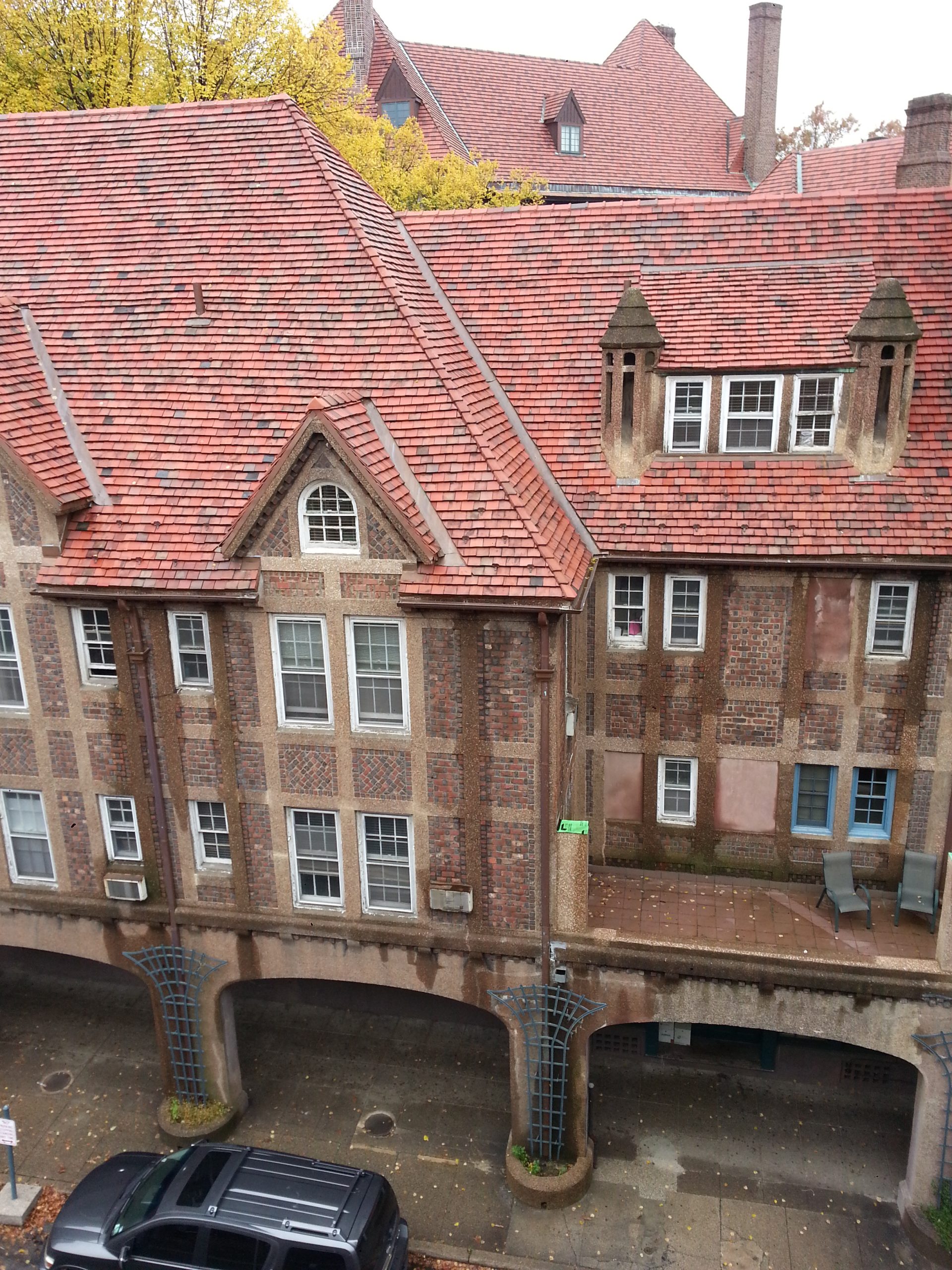 1 Station Square